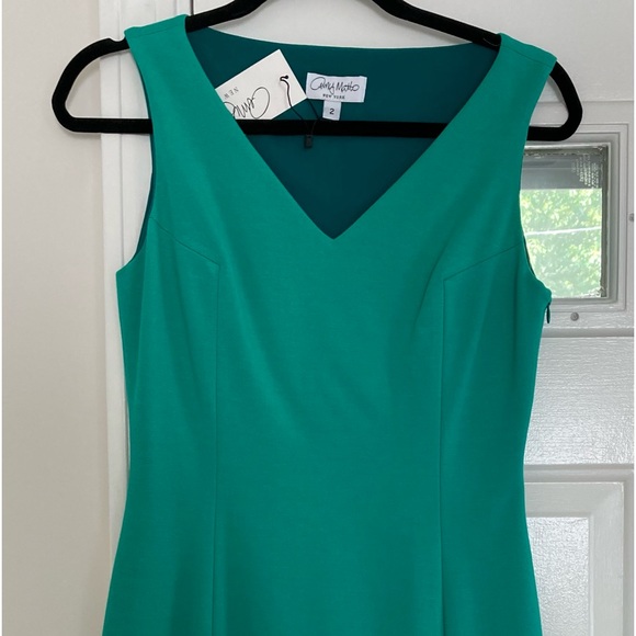 Green Amy Matto New York Dress - Picture 3 of 6
